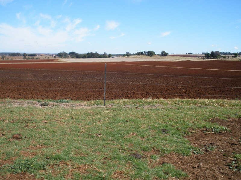 47 Earl Road, Memerambi QLD 4610