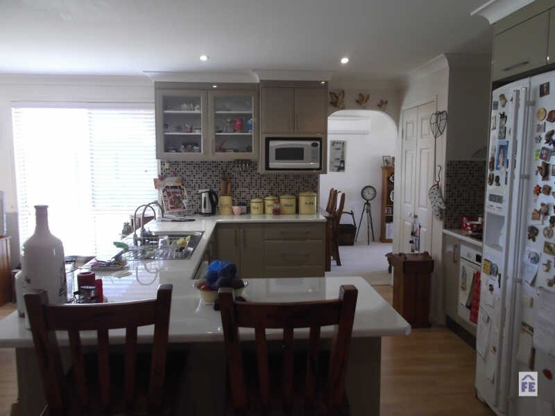 13 Gumtree Drive, Kingaroy QLD 4610