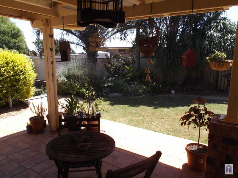 13 Gumtree Drive, Kingaroy QLD 4610