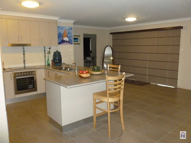 2 Dingle Close, Kingaroy QLD 4610