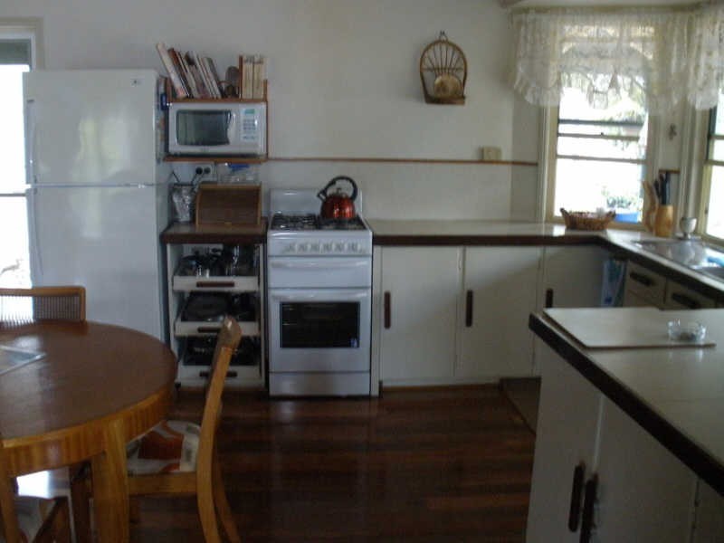 27 Farr Court, Wattle Camp QLD 4615