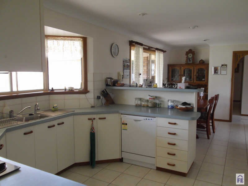 5 Sorensen Street, Kingaroy QLD 4610
