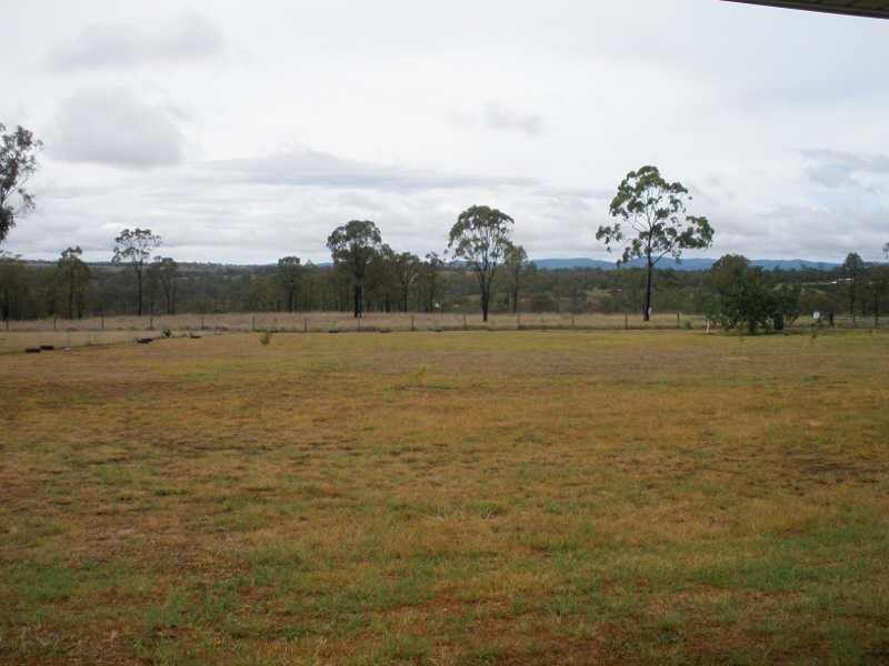 43 Hilltop Drive, Ellesmere QLD 4610