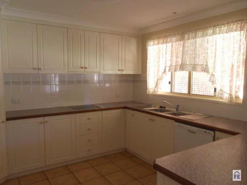 33 Couchmans Road, Kingaroy QLD 4610