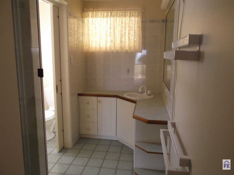 33 Couchmans Road, Kingaroy QLD 4610