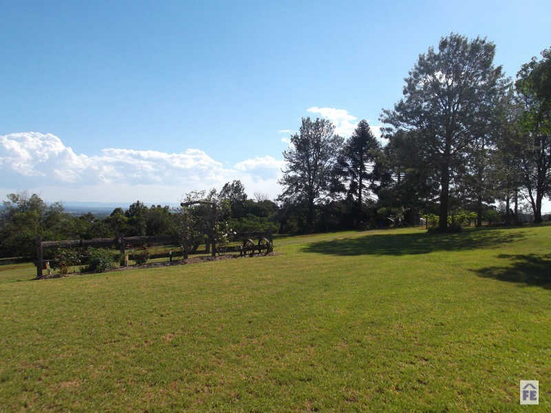 33 Couchmans Road, Kingaroy QLD 4610