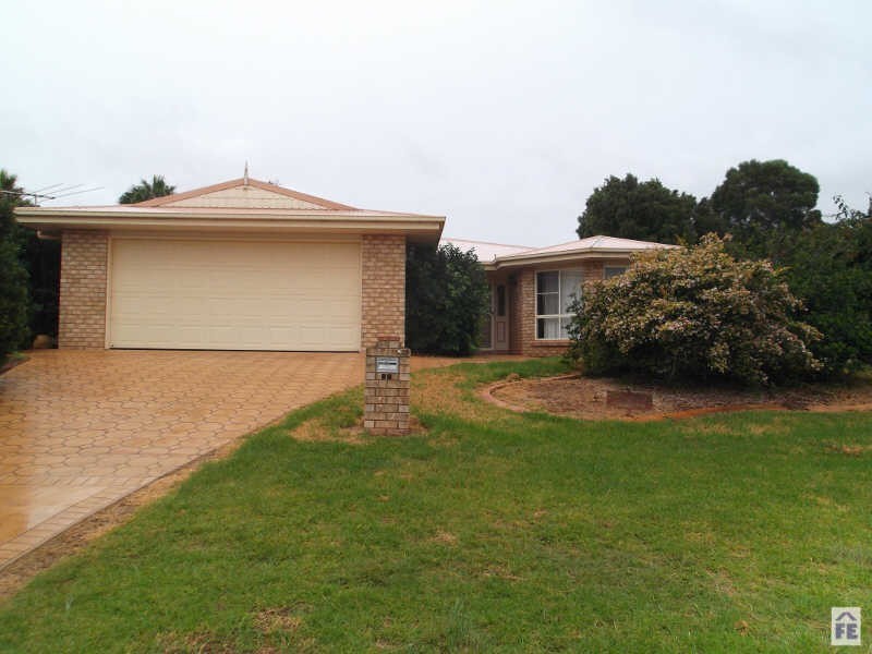 60 Cowie Drive, Kingaroy QLD 4610