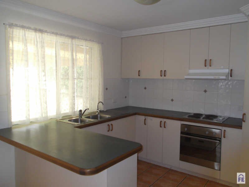 60 Cowie Drive, Kingaroy QLD 4610