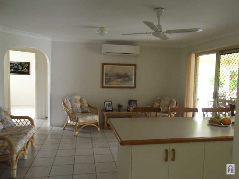 6 Wattle Street, Kingaroy QLD 4610