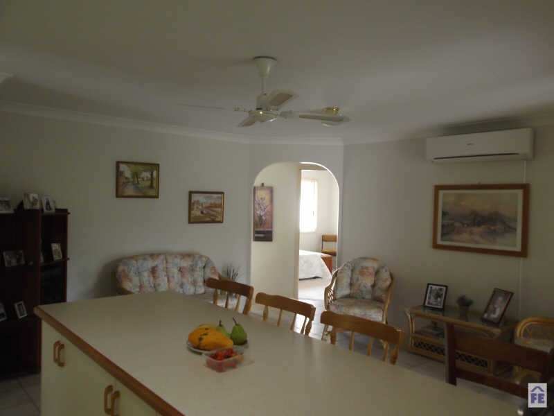 6 Wattle Street, Kingaroy QLD 4610