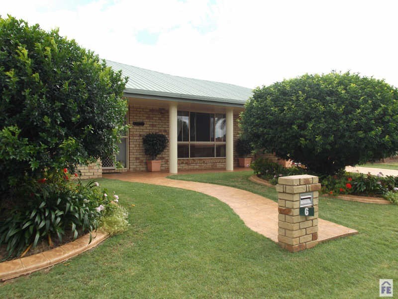 6 Wattle Street, Kingaroy QLD 4610