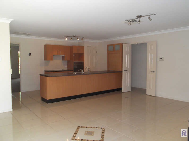 82 Moore Street, Kingaroy QLD 4610