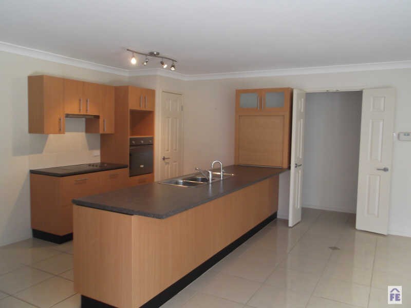 82 Moore Street, Kingaroy QLD 4610