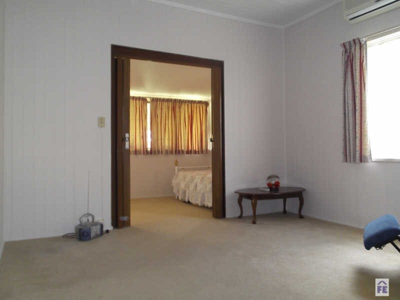 36 Hodge Street, Kingaroy QLD 4610