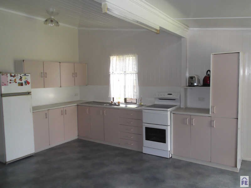 36 Hodge Street, Kingaroy QLD 4610