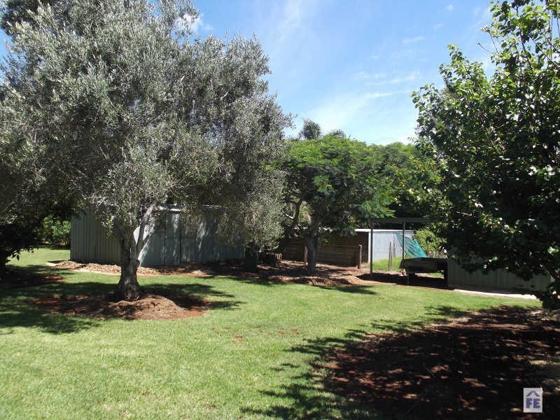 8 Tarong Drive, Kingaroy QLD 4610