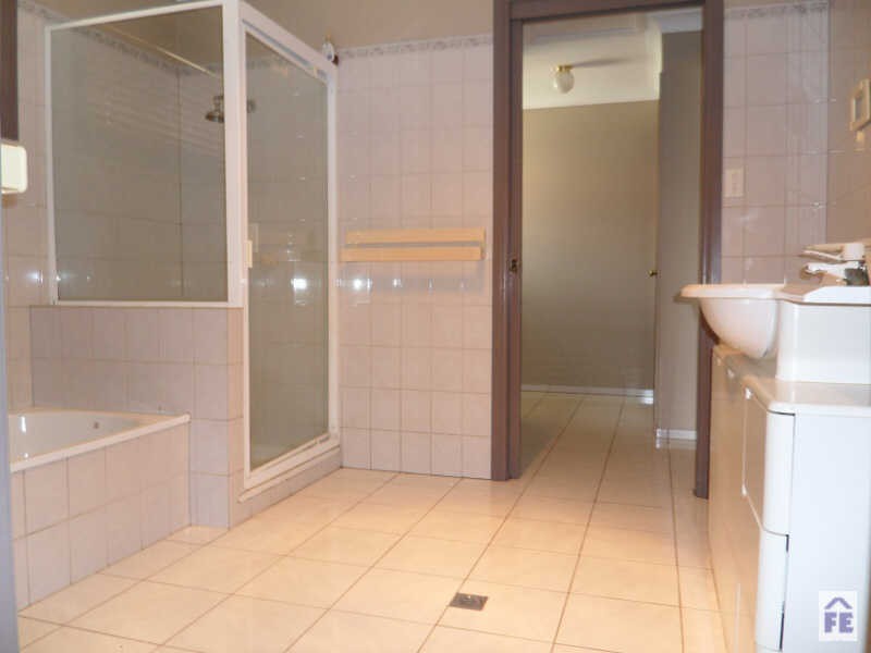 3 Savoy Court, Kingaroy QLD 4610