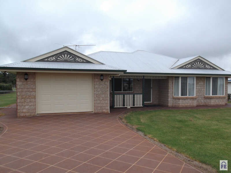 30 Sonaree Drive, Kingaroy QLD 4610