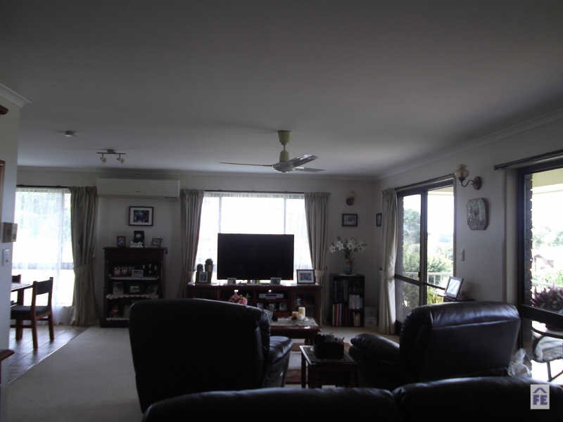 18 Adermann Drive, Kingaroy QLD 4610