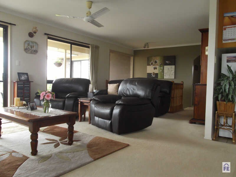 18 Adermann Drive, Kingaroy QLD 4610