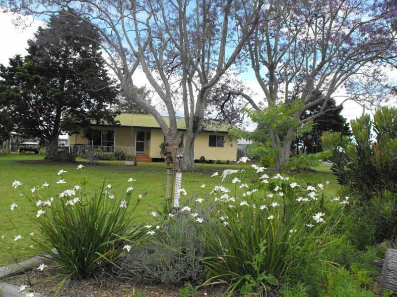 29 Perretts Road, Wattle Camp QLD 4615