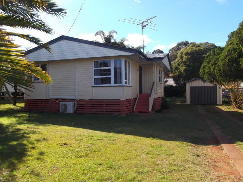 6 Murphy Street, Kingaroy QLD 4610