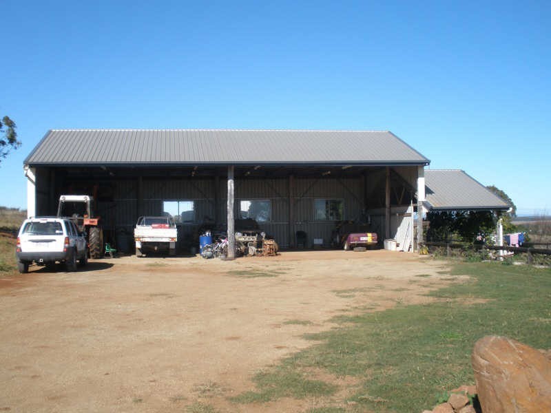 245 Woods Road, Wooroolin QLD 4608