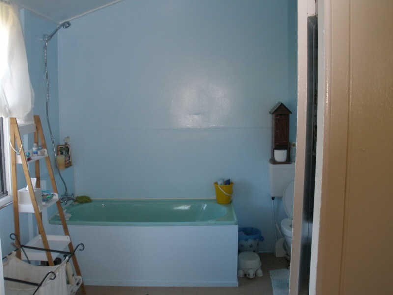 245 Woods Road, Wooroolin QLD 4608