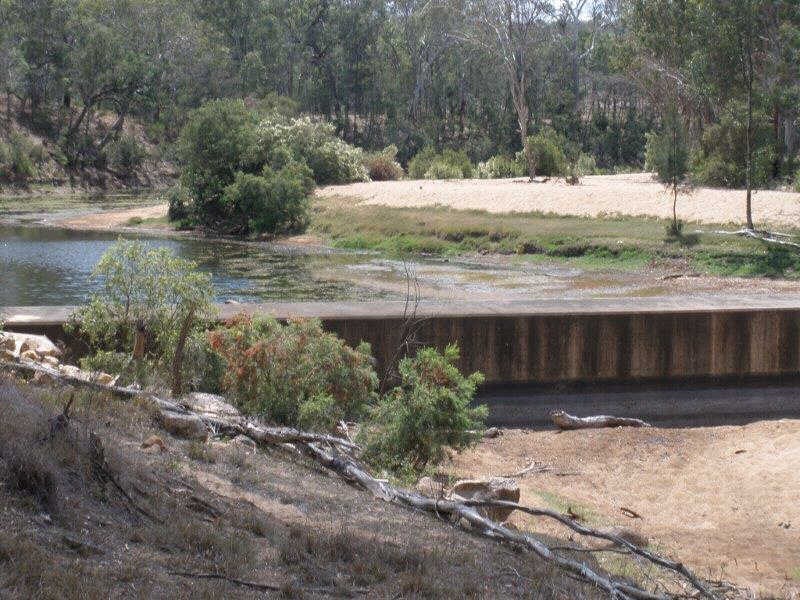 530 The Weir Road, Proston QLD 4613