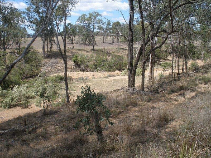 530 The Weir Road, Proston QLD 4613