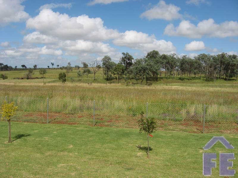 82 Windsor Circle, Kingaroy QLD 4610