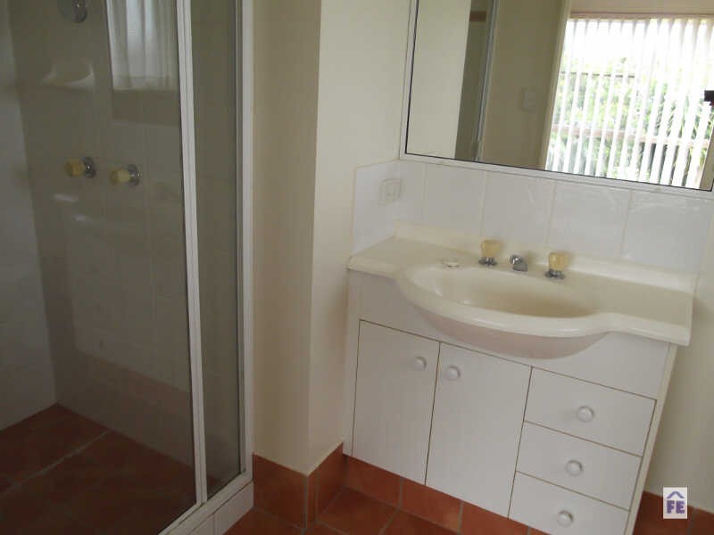 1 Rose Court, Kingaroy QLD 4610