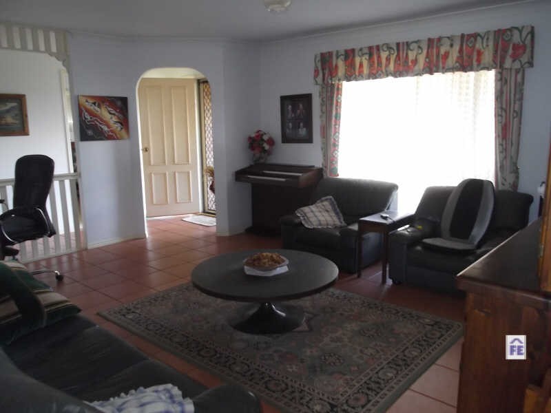 15 Couchmans Road, Kingaroy QLD 4610