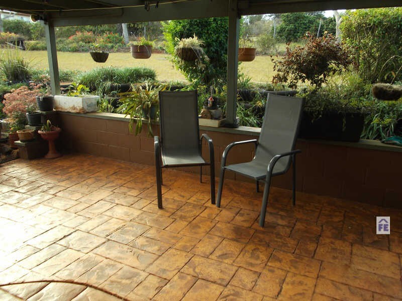 15 Couchmans Road, Kingaroy QLD 4610