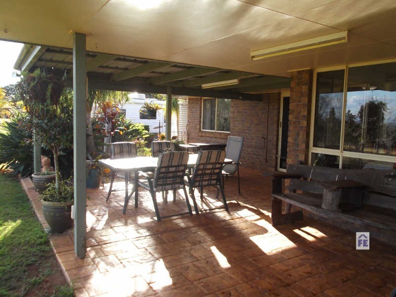 15 Couchmans Road, Kingaroy QLD 4610