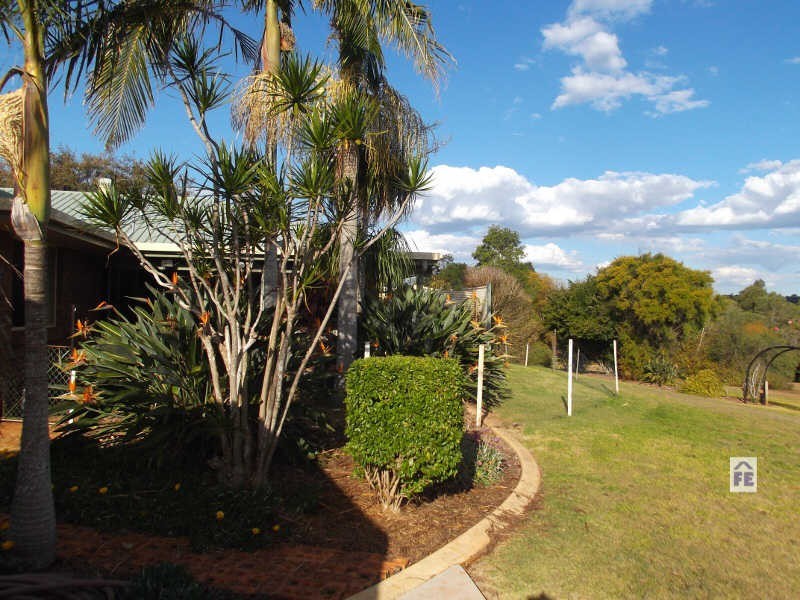 15 Couchmans Road, Kingaroy QLD 4610