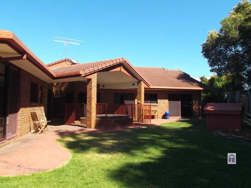 4 Freeman Court, Kingaroy QLD 4610