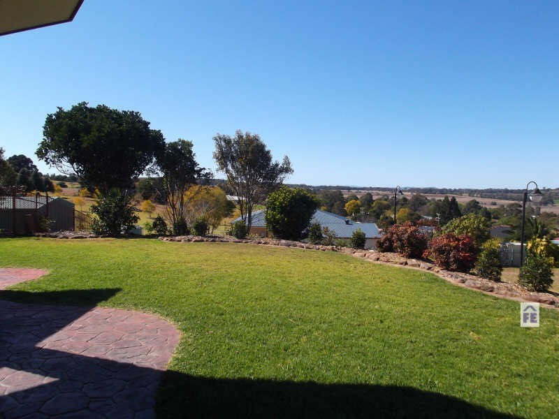 4 Freeman Court, Kingaroy QLD 4610