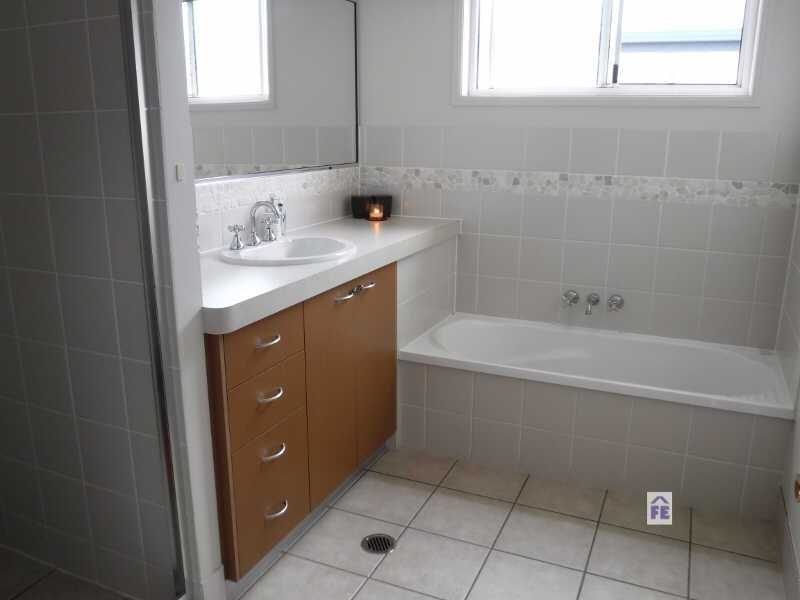 3 Wattle Street, Kingaroy QLD 4610