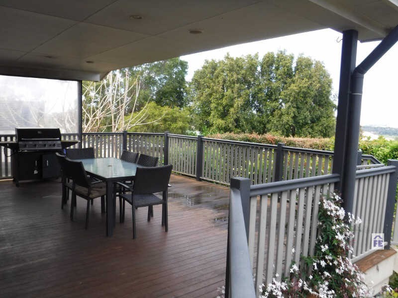 3 Wattle Street, Kingaroy QLD 4610