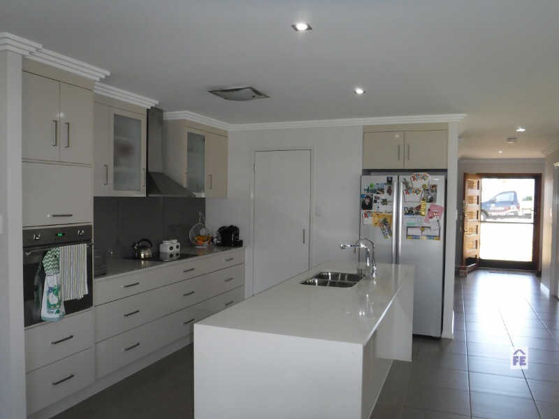 9 Bridgeman Parade, Kingaroy QLD 4610