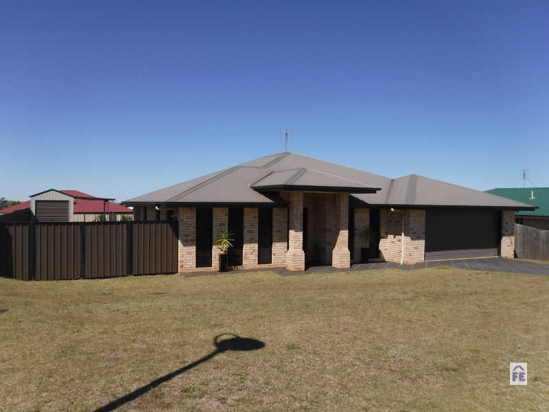 9 Bridgeman Parade, Kingaroy QLD 4610