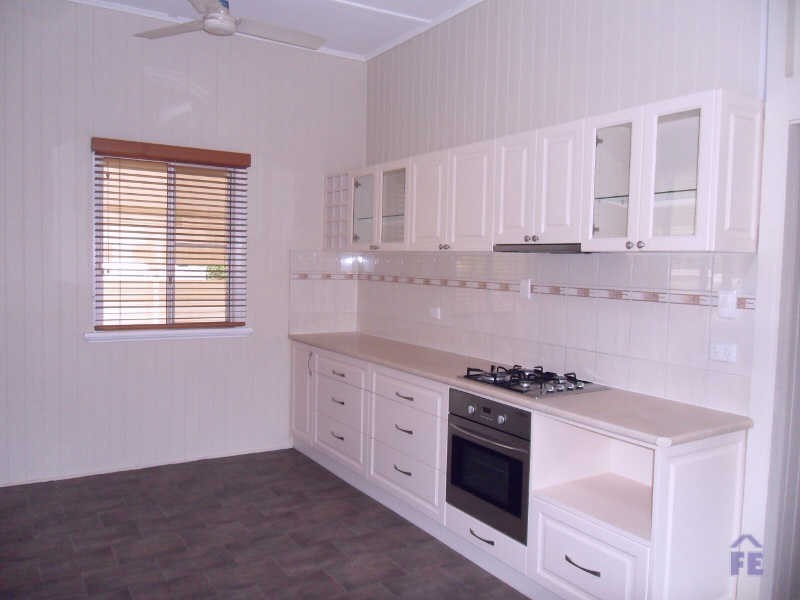5 Toomey Street, Kingaroy QLD 4610