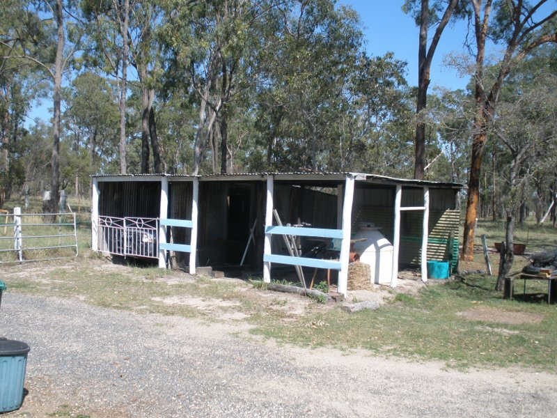 17 Ridge Road, Durong QLD 4610