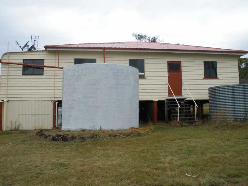 6 Main Street, Maidenwell QLD 4615