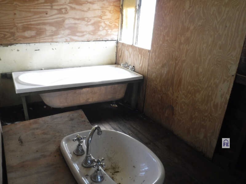 44 First Ave, Kingaroy QLD 4610