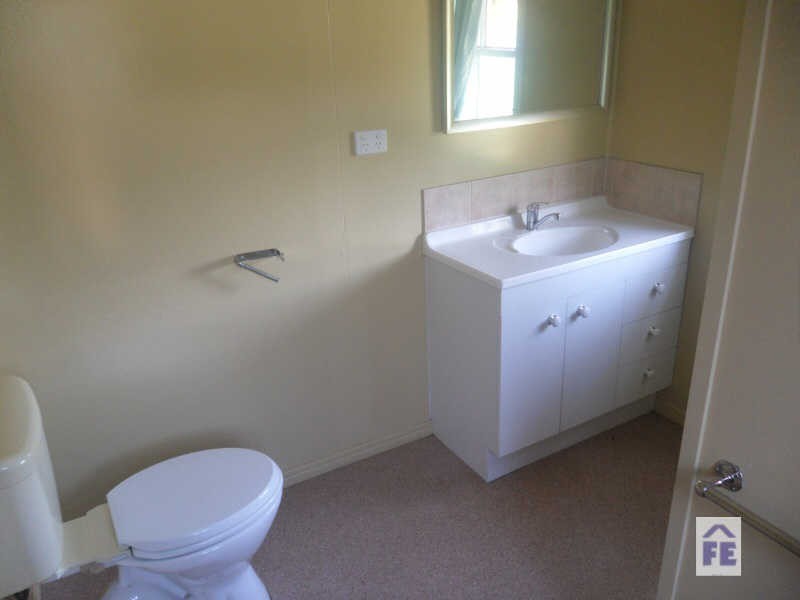 100 Walter Road, Kingaroy QLD 4610