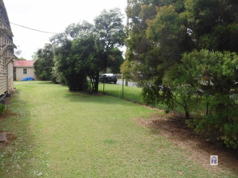 100 Walter Road, Kingaroy QLD 4610