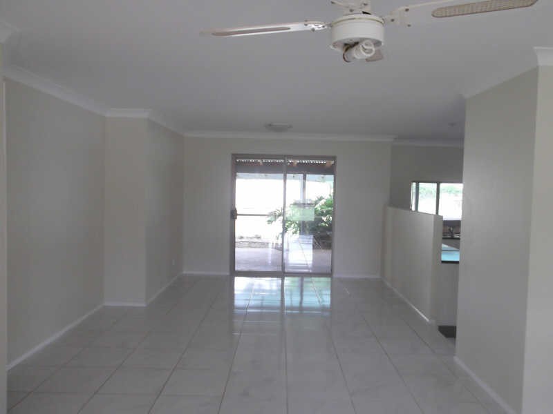 20 Grant Ave, Kingaroy QLD 4610