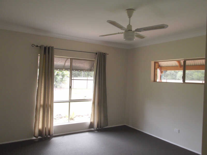 20 Grant Ave, Kingaroy QLD 4610